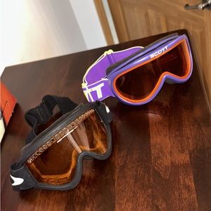 Ski goggles